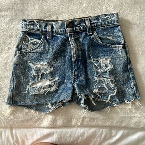 LF destroyed denim shorts Levi Strauss size 0